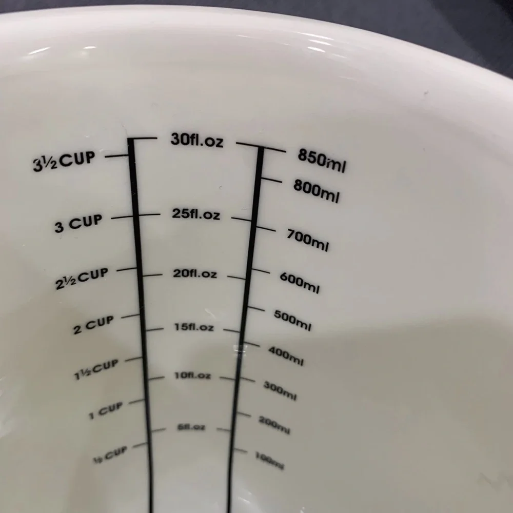 Portmeirion Botanic Garden 30 Oz Measuring Jug Fuchsia Magellanica.